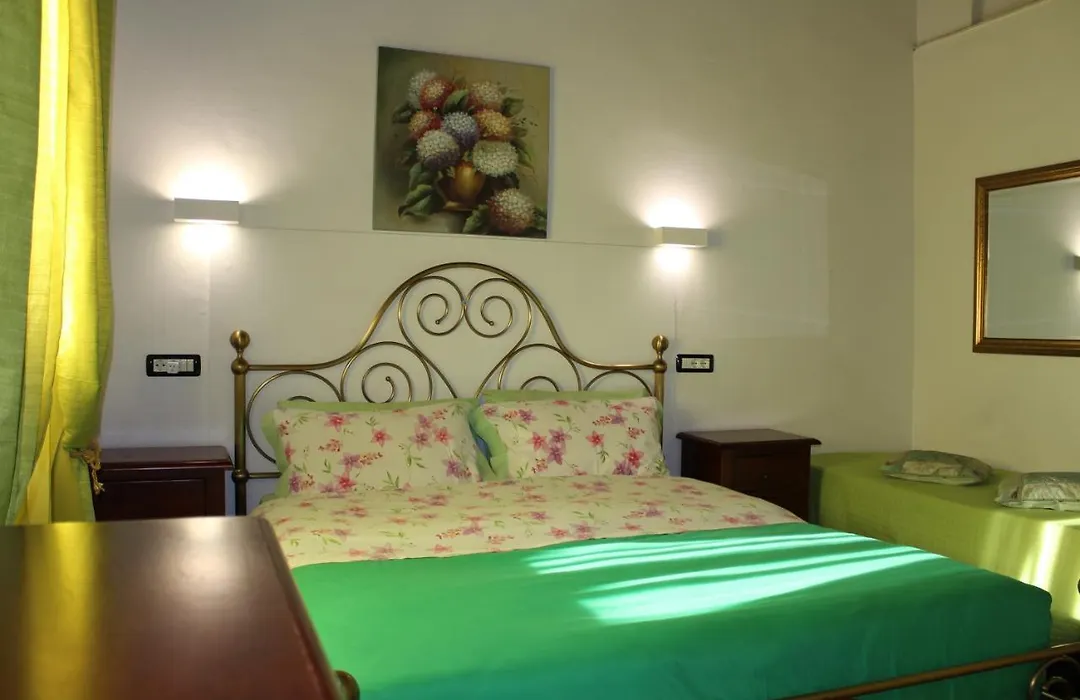 Gmax Guelfa Apartments-1
