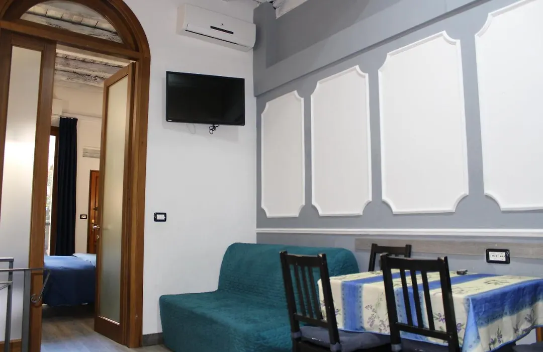 Gmax Guelfa Apartments-1